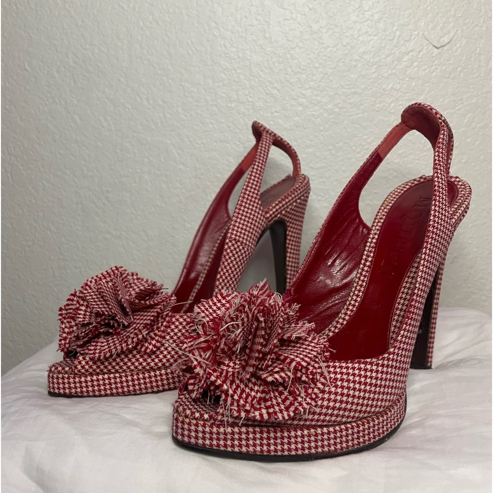 RARE ALEXANDER MCQUEEN PUMPS!